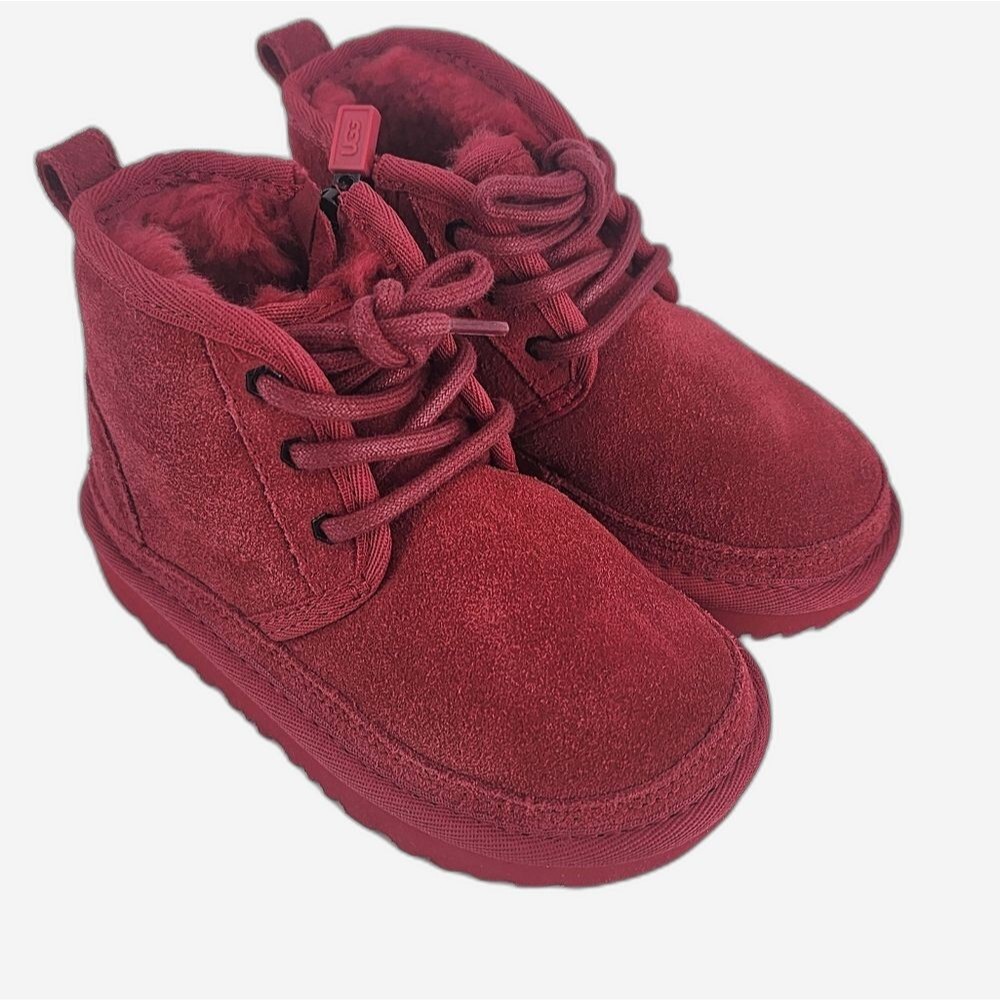UGG Unisex Kids Neumel ll Suede Chukka Boots Size 9